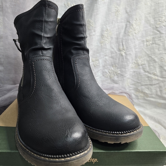 Spring Step Women's BLACK Winter Boots - Picture 3 of 11